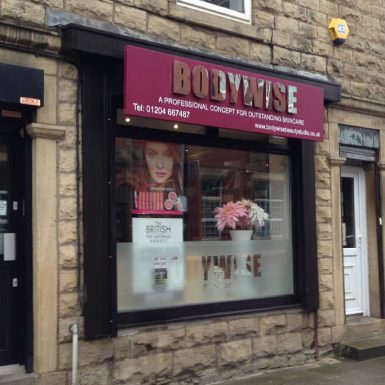 Bodywise Skincare shop - mirror finish sign tray with 3D built up letters.