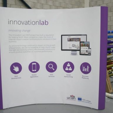 Innovationlab 3x3 curved pop-up display stand with digitally printed graphics