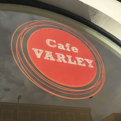 Café Varley PQRT S - full colour digitally printed window graphics