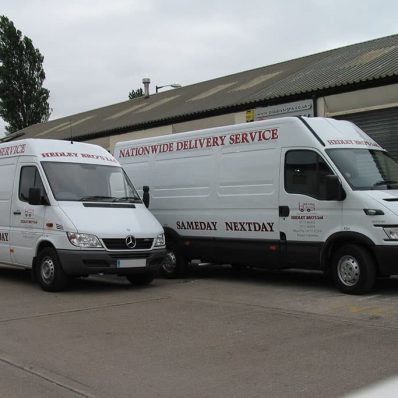 Hedley fleet - digital pint and cut vehicle graphics